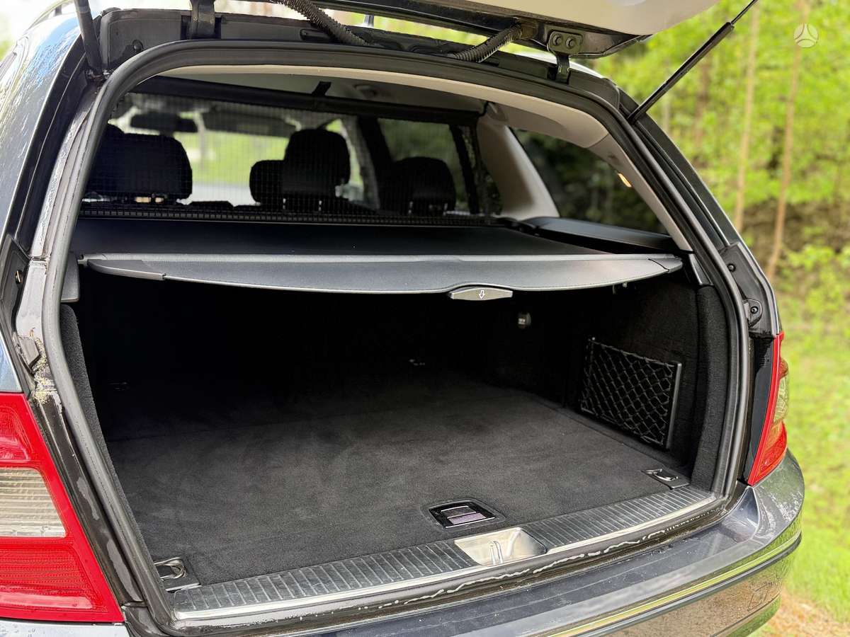 Mercedes-Benz C220, Универсал