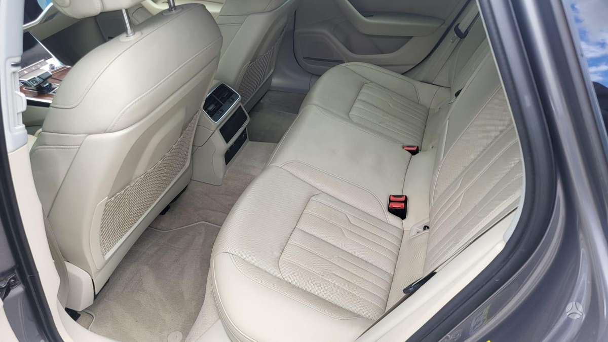 Audi A6, 2.0 l., Универсал