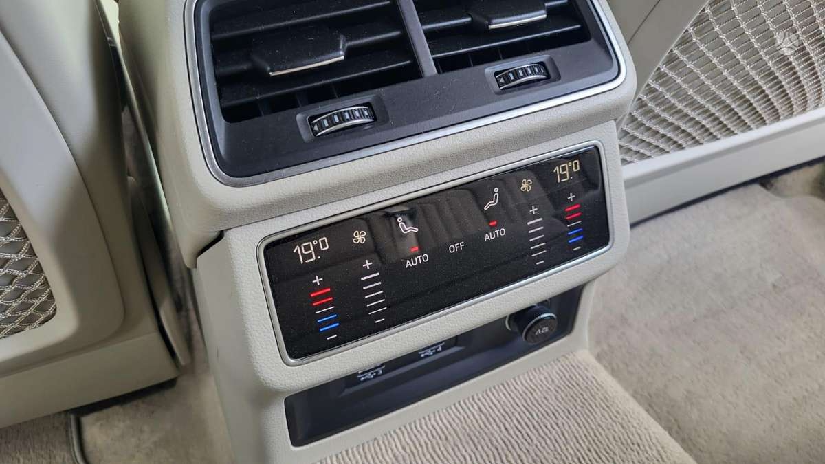 Audi A6, 2.0 l., Универсал