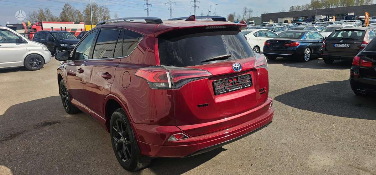 Toyota RAV4 - 4
