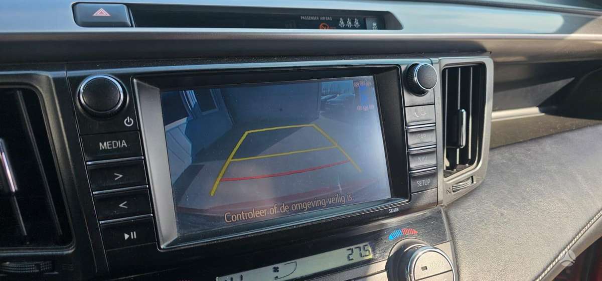 Toyota RAV4 - 9