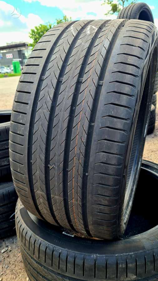 Continental, vasarinės 255/40 R21