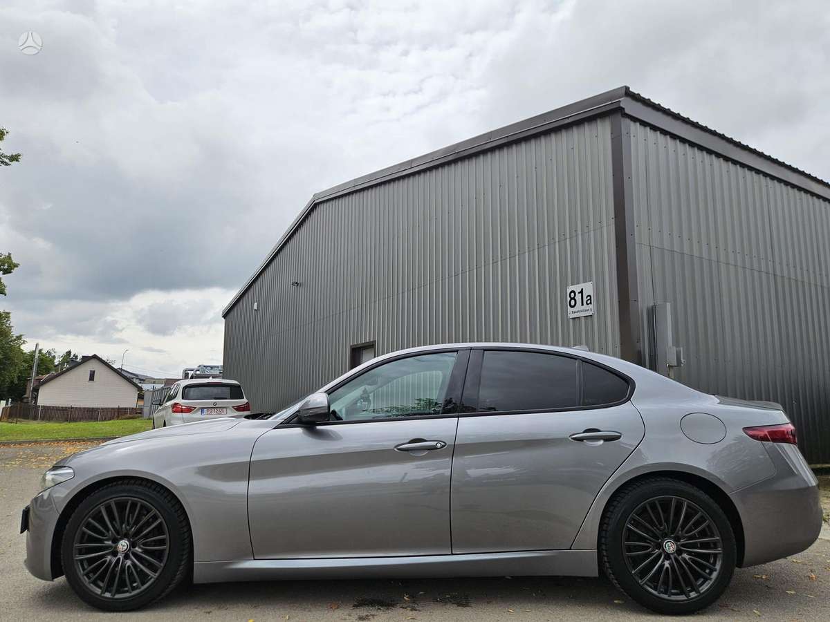 Alfa Romeo Giulia, 2.1 l., Седан