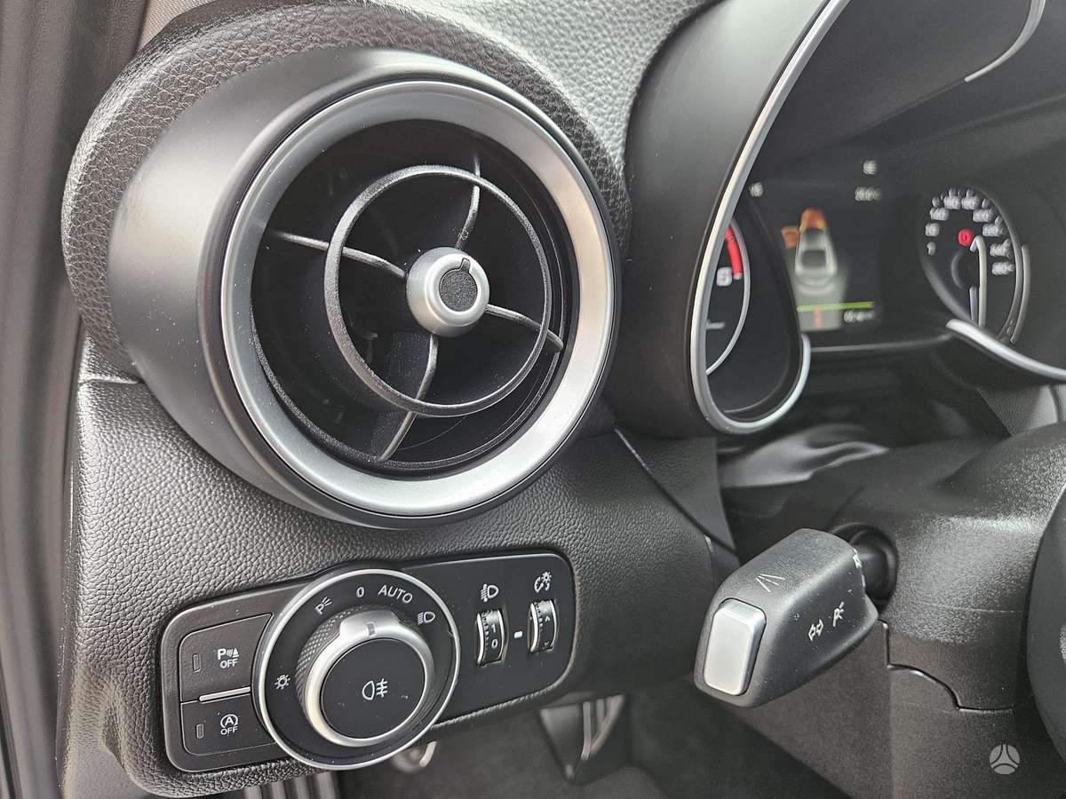 Alfa Romeo Giulia, 2.1 l., Седан
