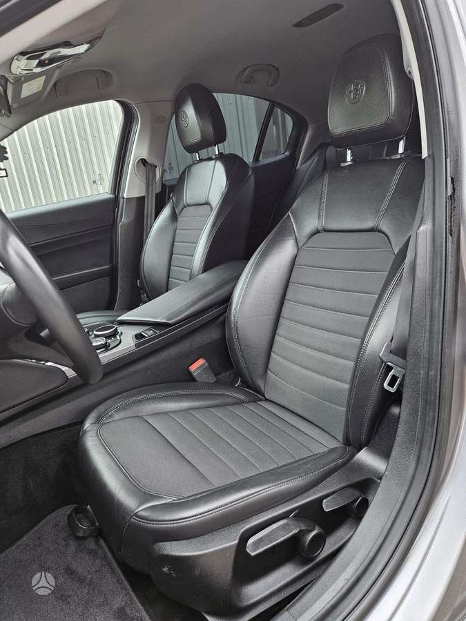 Alfa Romeo Giulia, 2.1 l., Седан