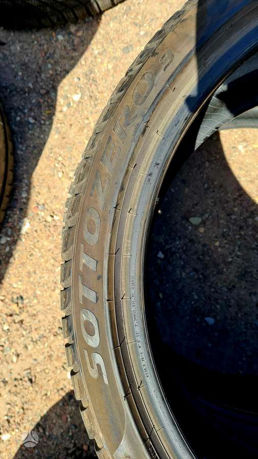 Pirelli SottoZero 3, winter 255/35 R21