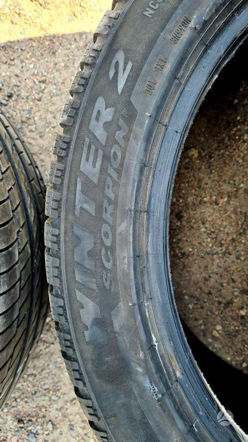 Pirelli Scorpion Winter 2, winter 305/40 R21