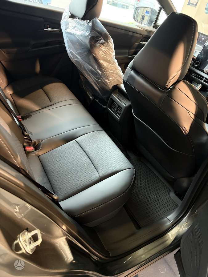 Subaru Uncharted, 77 kWh, off-road / crossover