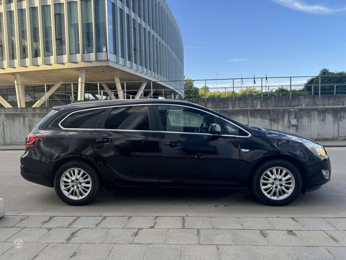 Opel Astra, 1.7 l., universalas