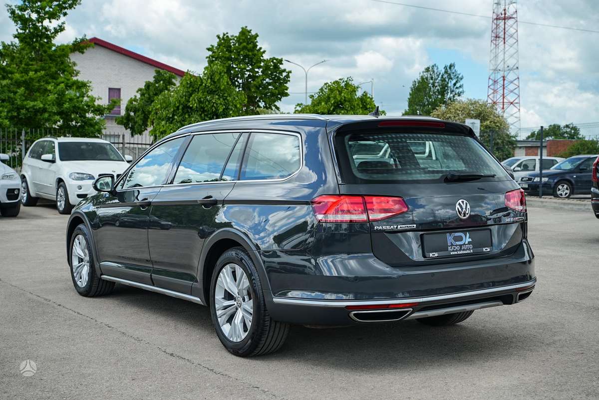 Volkswagen Passat Alltrack - 8