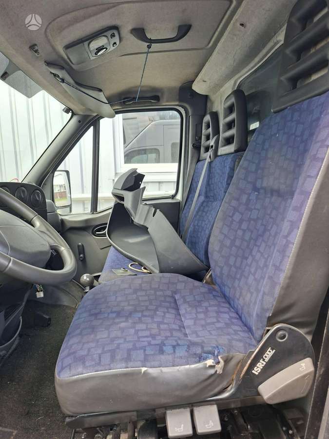 Iveco DAILY, грузовые микроавтобусы