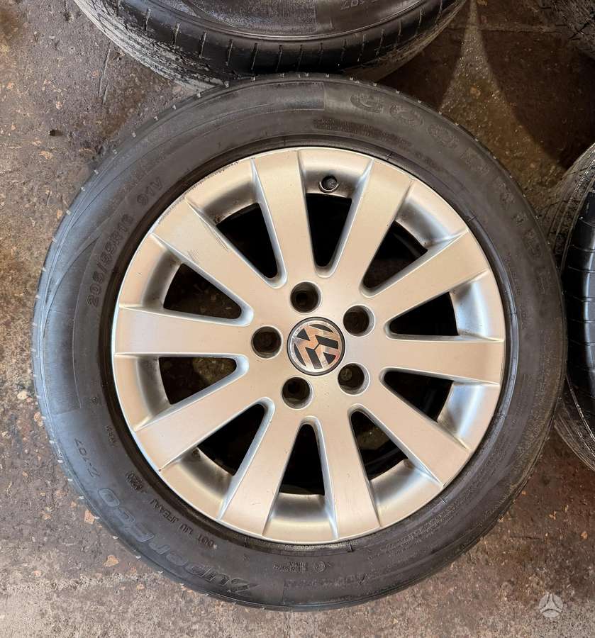 Volkswagen, light alloy, R16