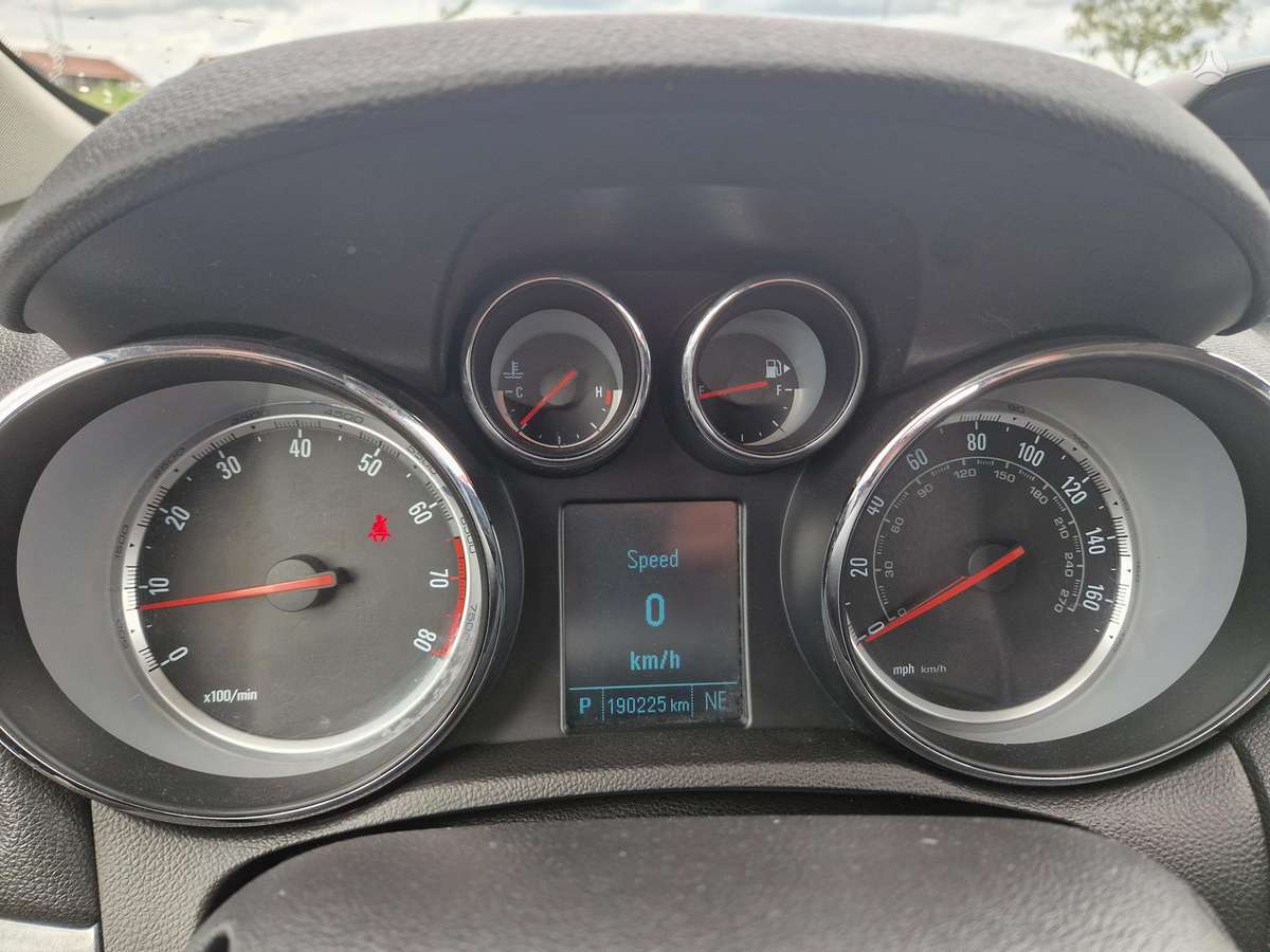 Buick Encore, 1.4 l., mpv / minivan