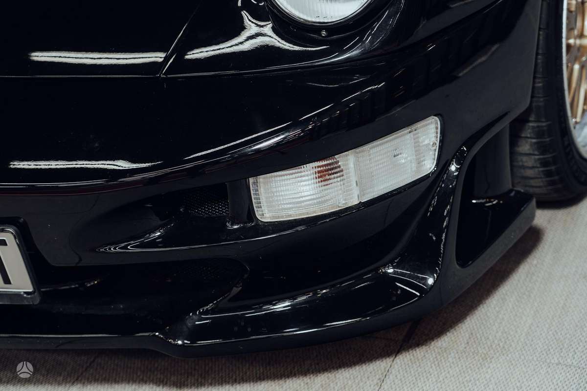 Porsche 911 - 8