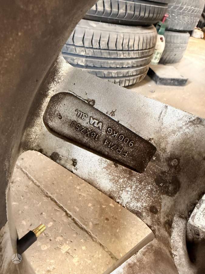 Chrysler, light alloy, R18