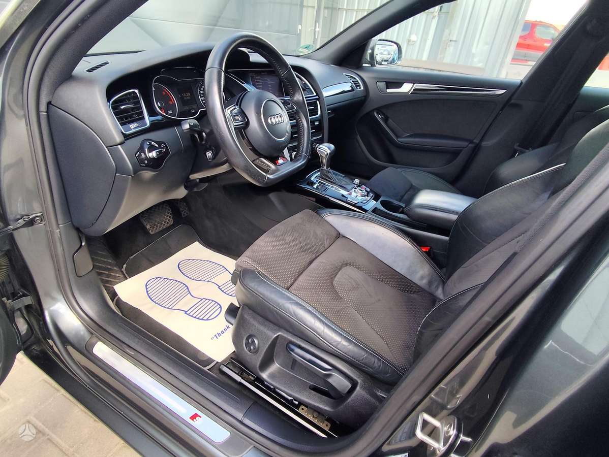Audi A4, 2.0 l., universalas