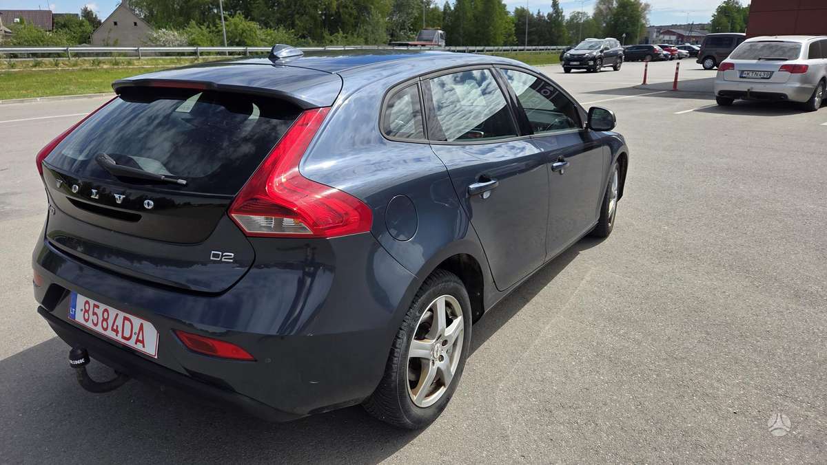 Volvo V40, 2.0 l., universalas