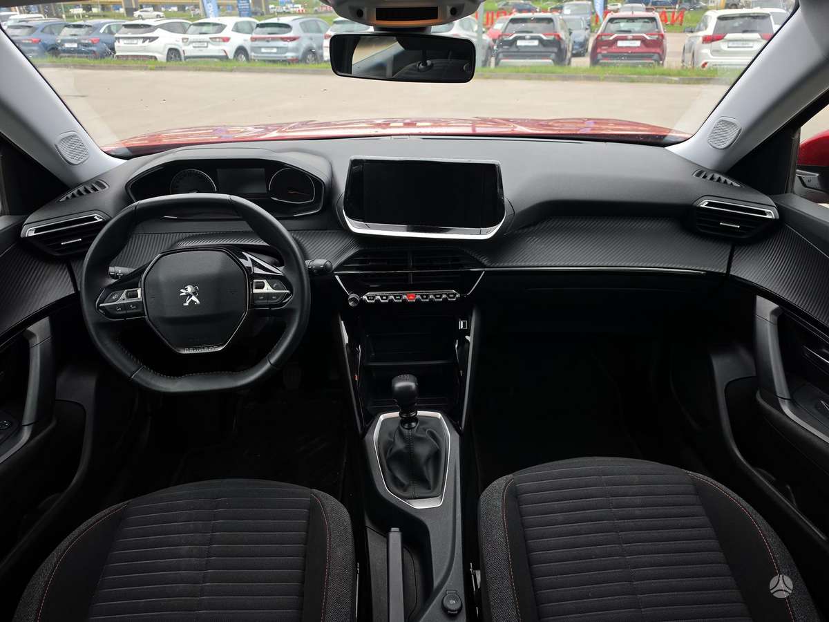 Peugeot 2008 - 10