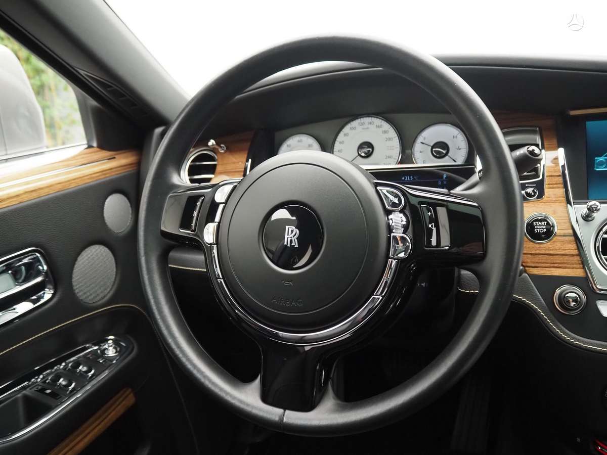 Rolls-Royce Ghost, 6.6 l., sedanas