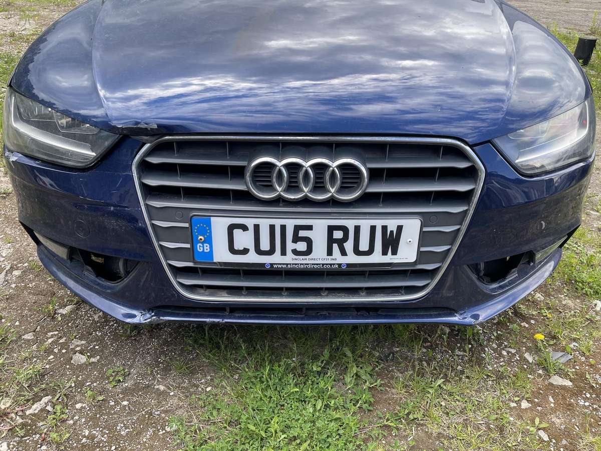 Audi A4 dalimis