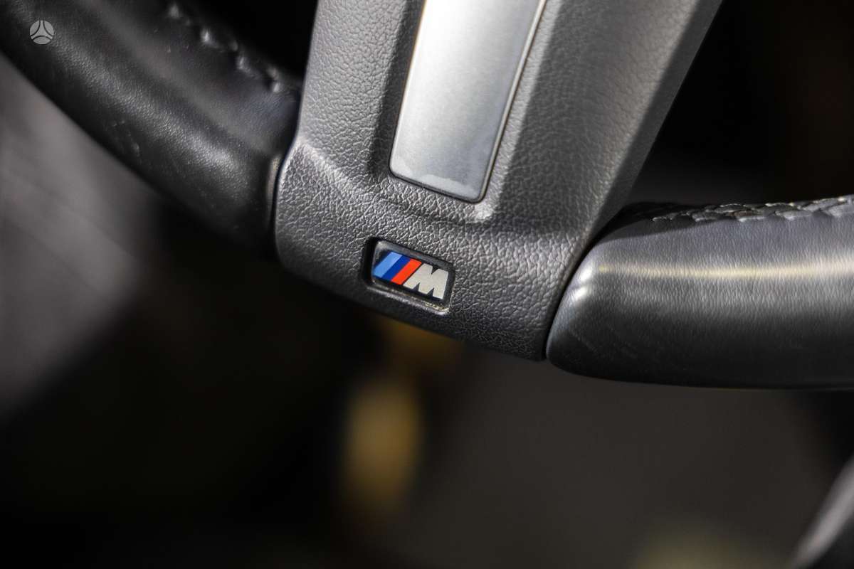 BMW X2, 2.0 l., off-road / crossover