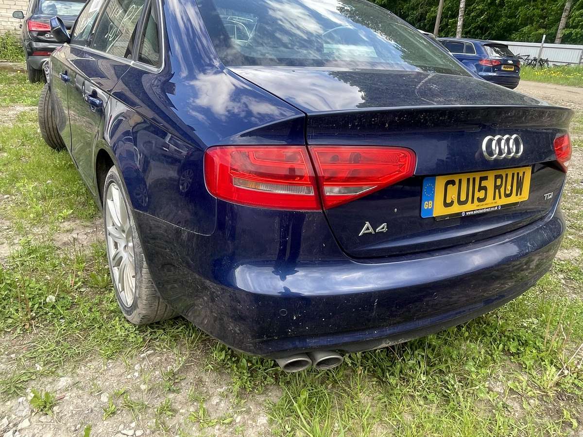 Audi A4 dalimis