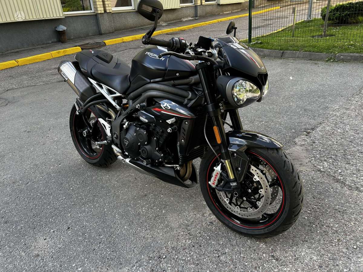 Triumph Speed Triple 1050cc, street / classic