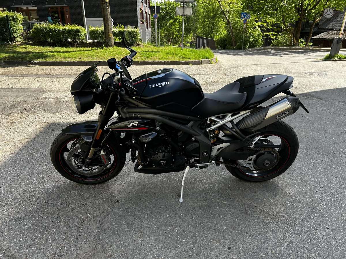 Triumph Speed Triple 1050cc, street / classic