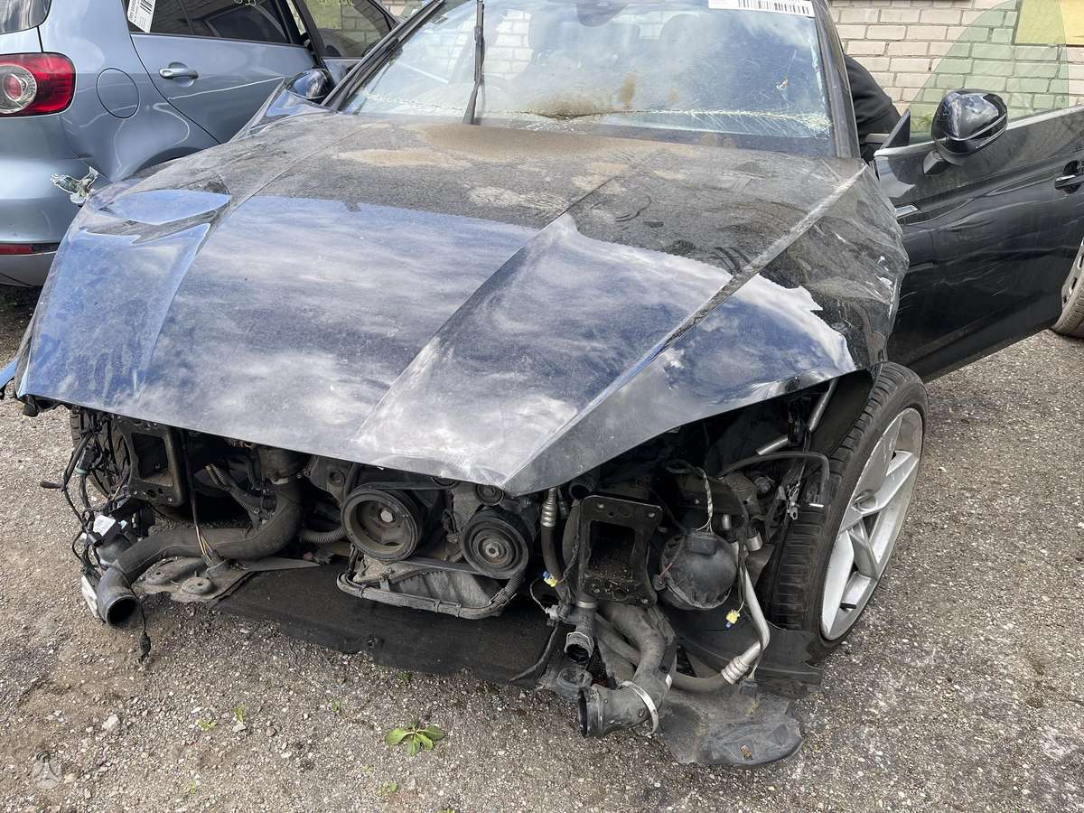 Audi A5 rezerves daļās