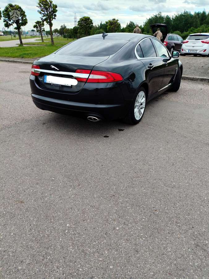 Jaguar XF, 2.2 l., Седан