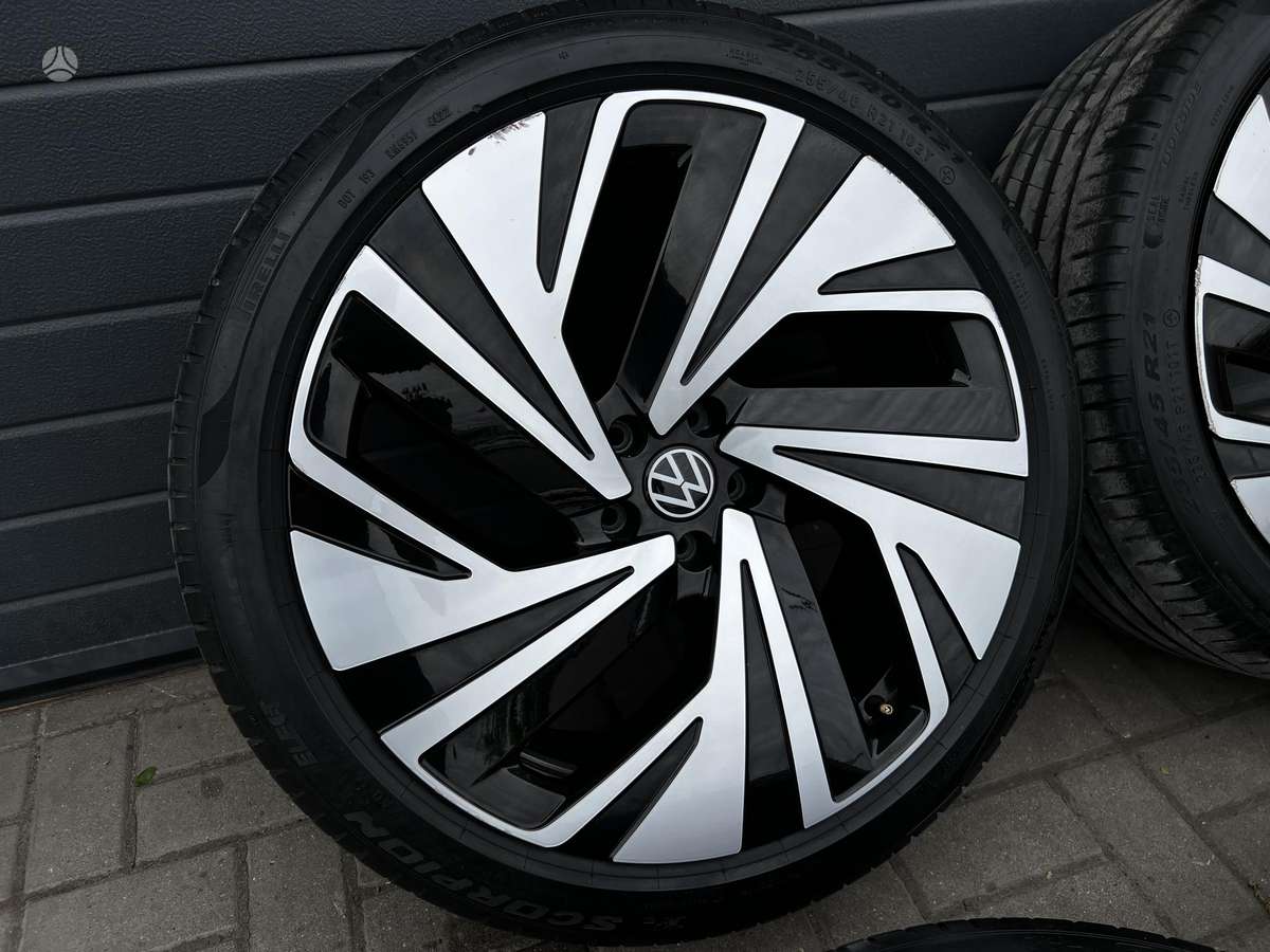 Volkswagen, light alloy, R21