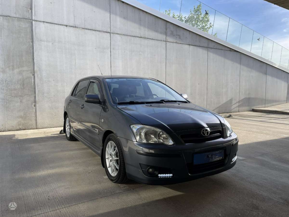 Toyota Corolla - 5