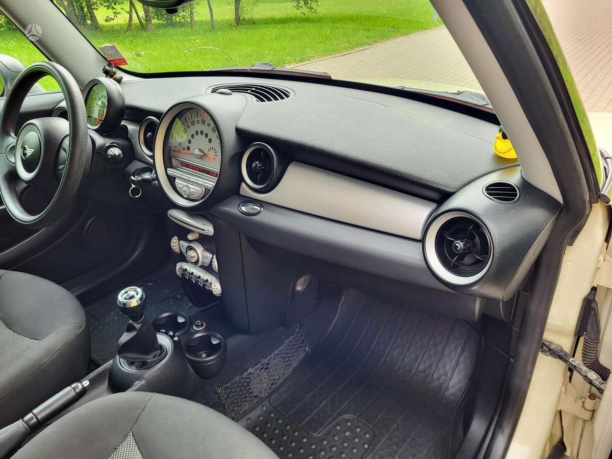 Mini Cooper, 1.6 l., hečbekas