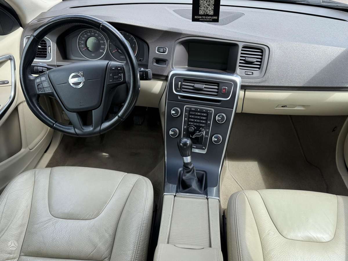 Volvo S60, 2.0 l., Седан