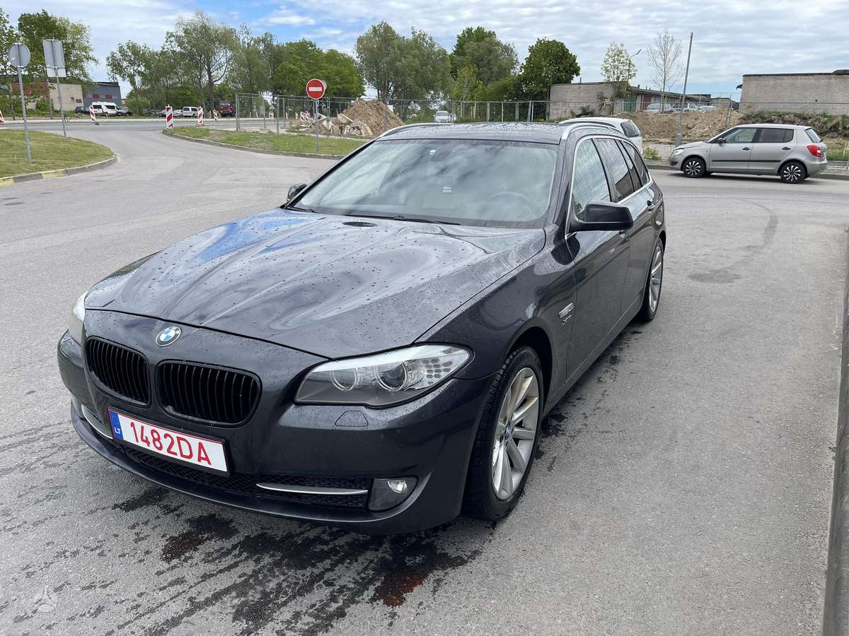 BMW 530, 3.0 l., universalas