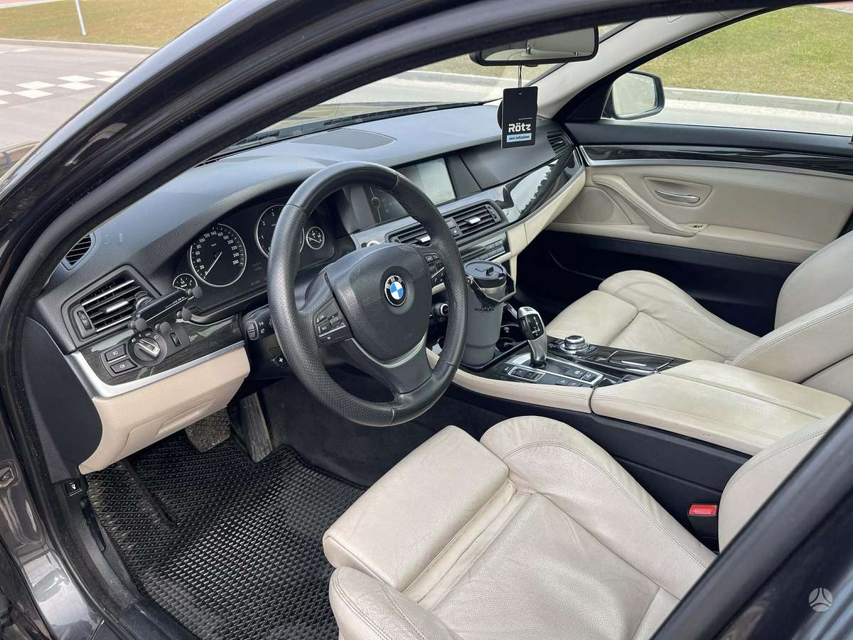 BMW 530, 3.0 l., universalas