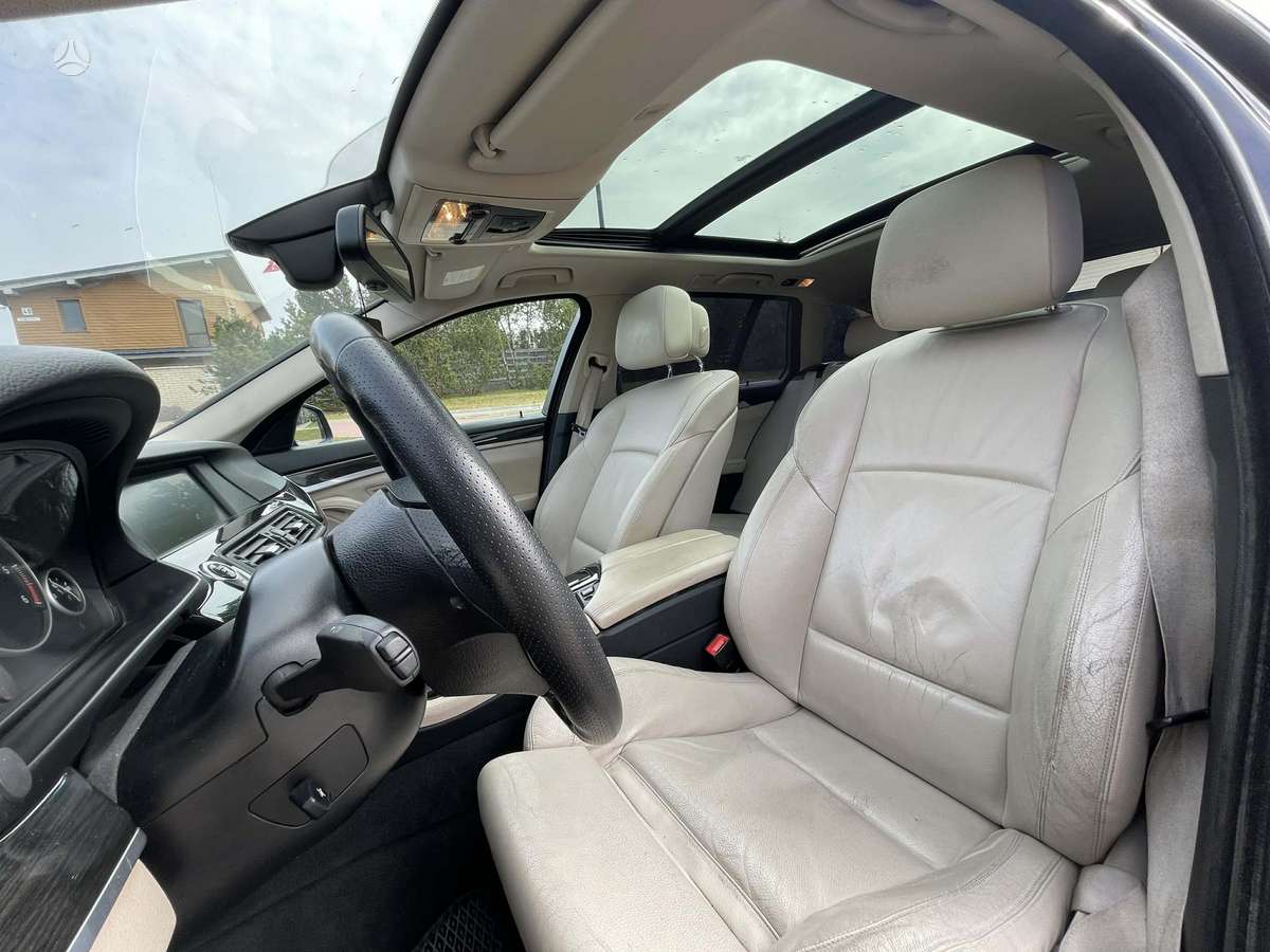 BMW 530, 3.0 l., universalas