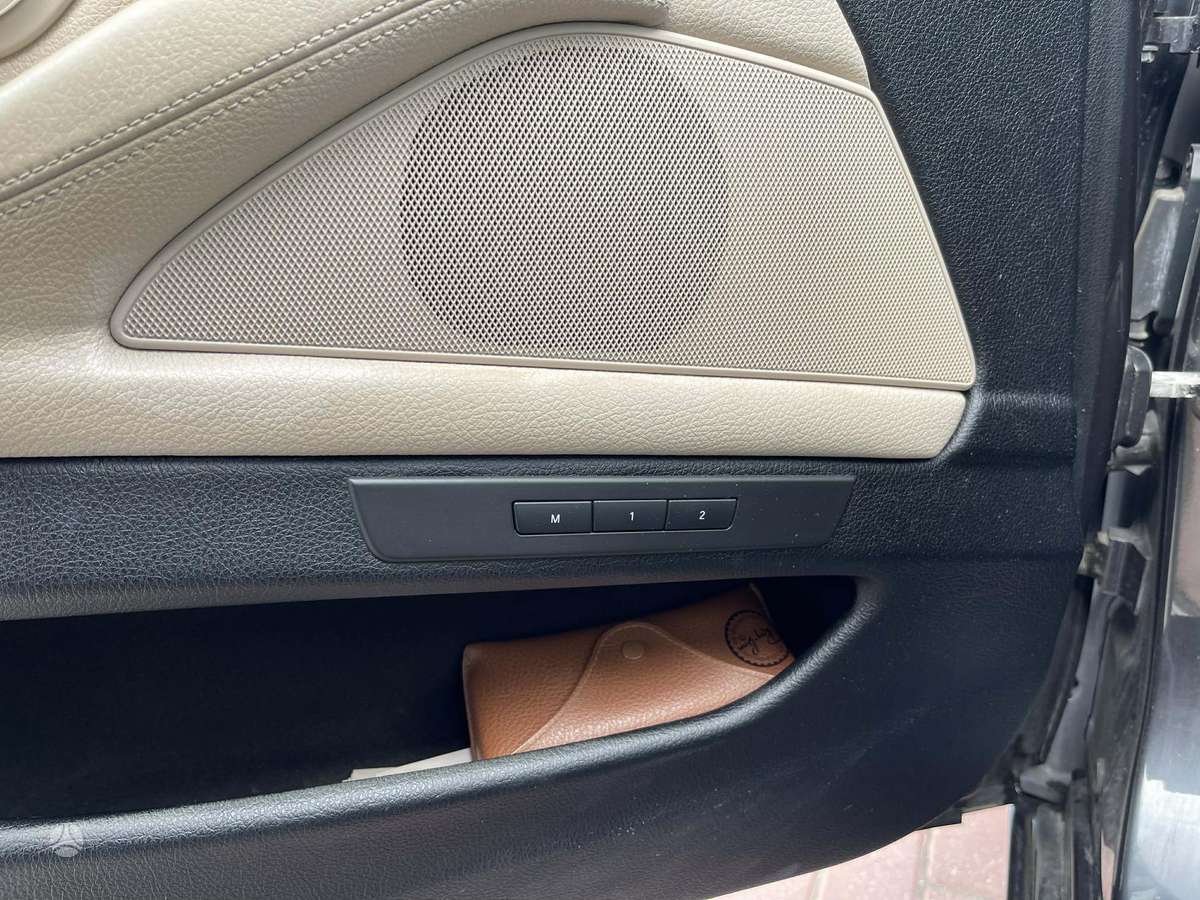 BMW 530, 3.0 l., wagon