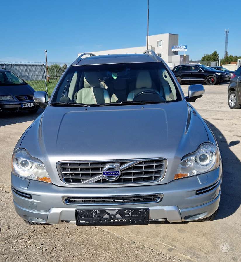 Volvo XC90 - 2