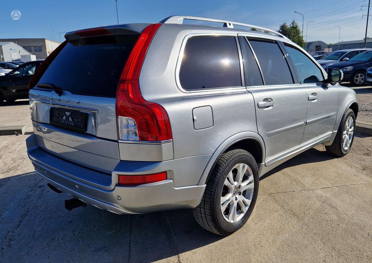 Volvo XC90 - 9