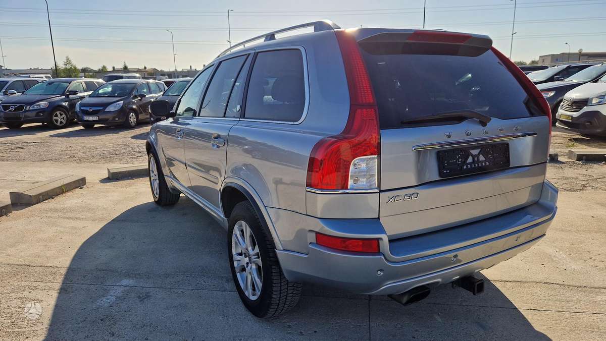 Volvo XC90 - 7