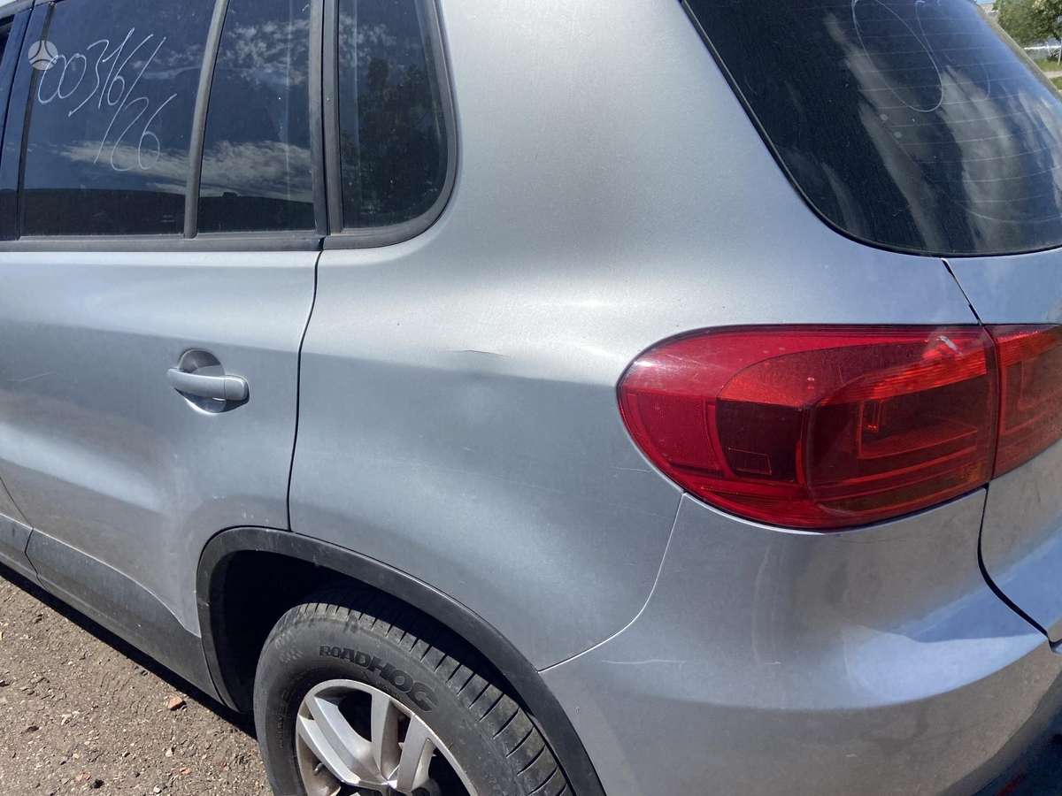 Volkswagen Tiguan - 10