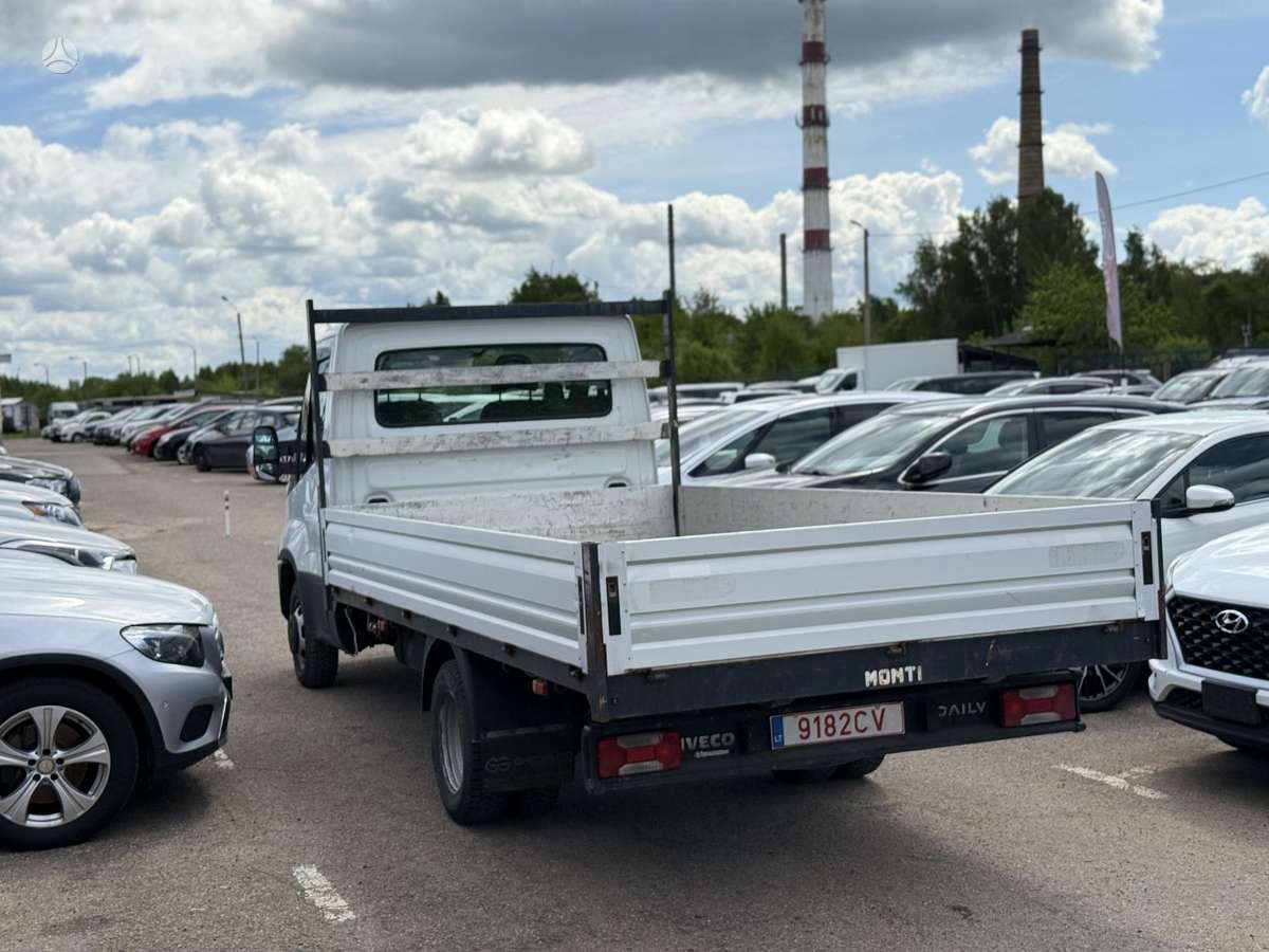 Iveco Daily, 3.0 l., komercinis