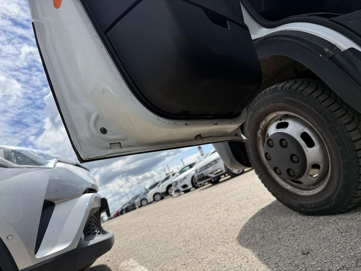 Iveco Daily, 3.0 l., komercinis