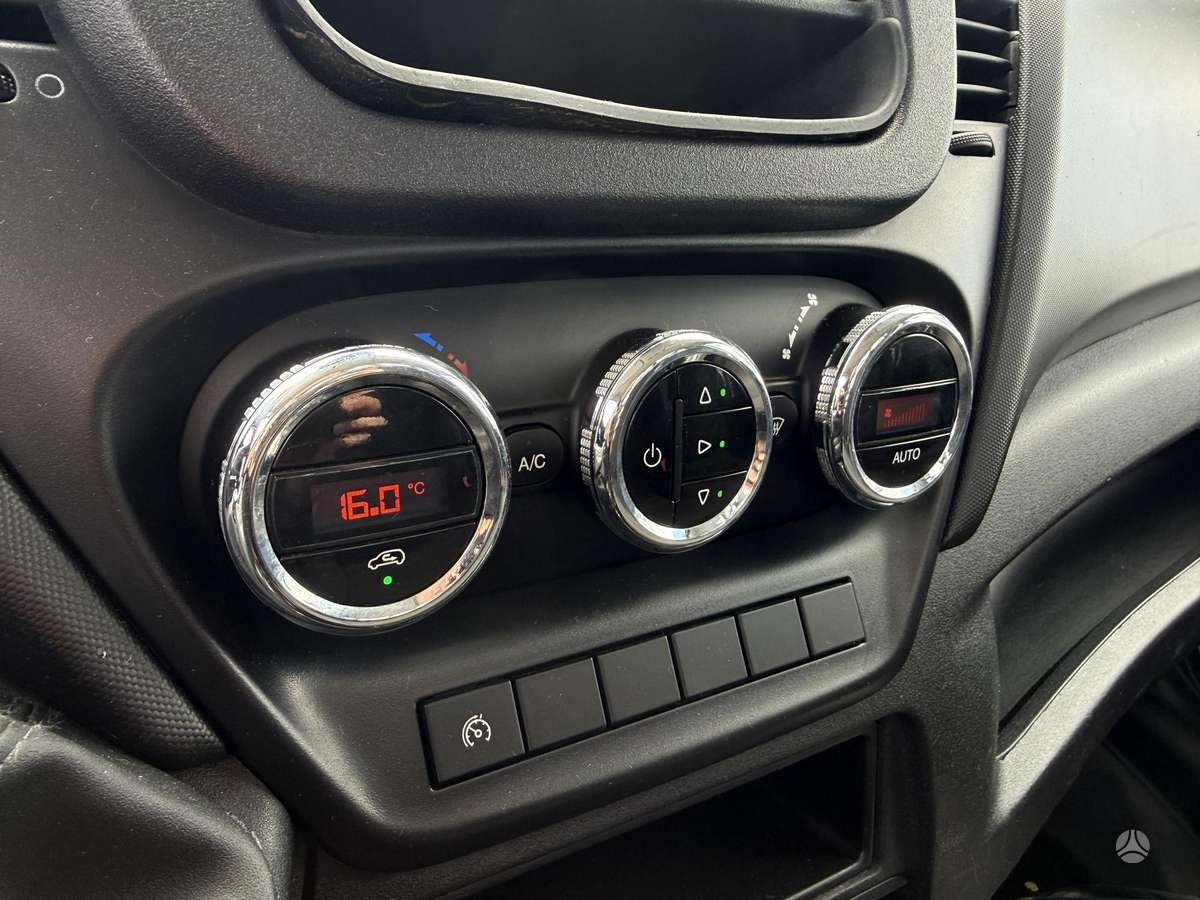 Iveco Daily, 3.0 l., komercinis