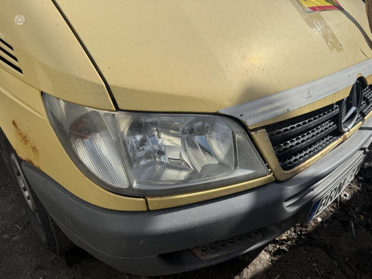 Mercedes-Benz Sprinter
