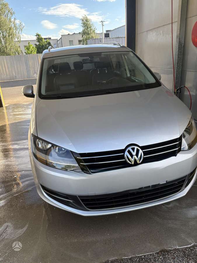 Volkswagen Sharan, 2.0 l., Минивэн