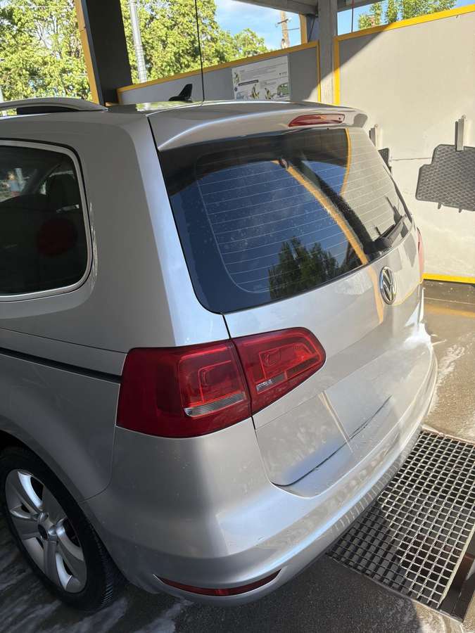 Volkswagen Sharan, 2.0 l., Минивэн
