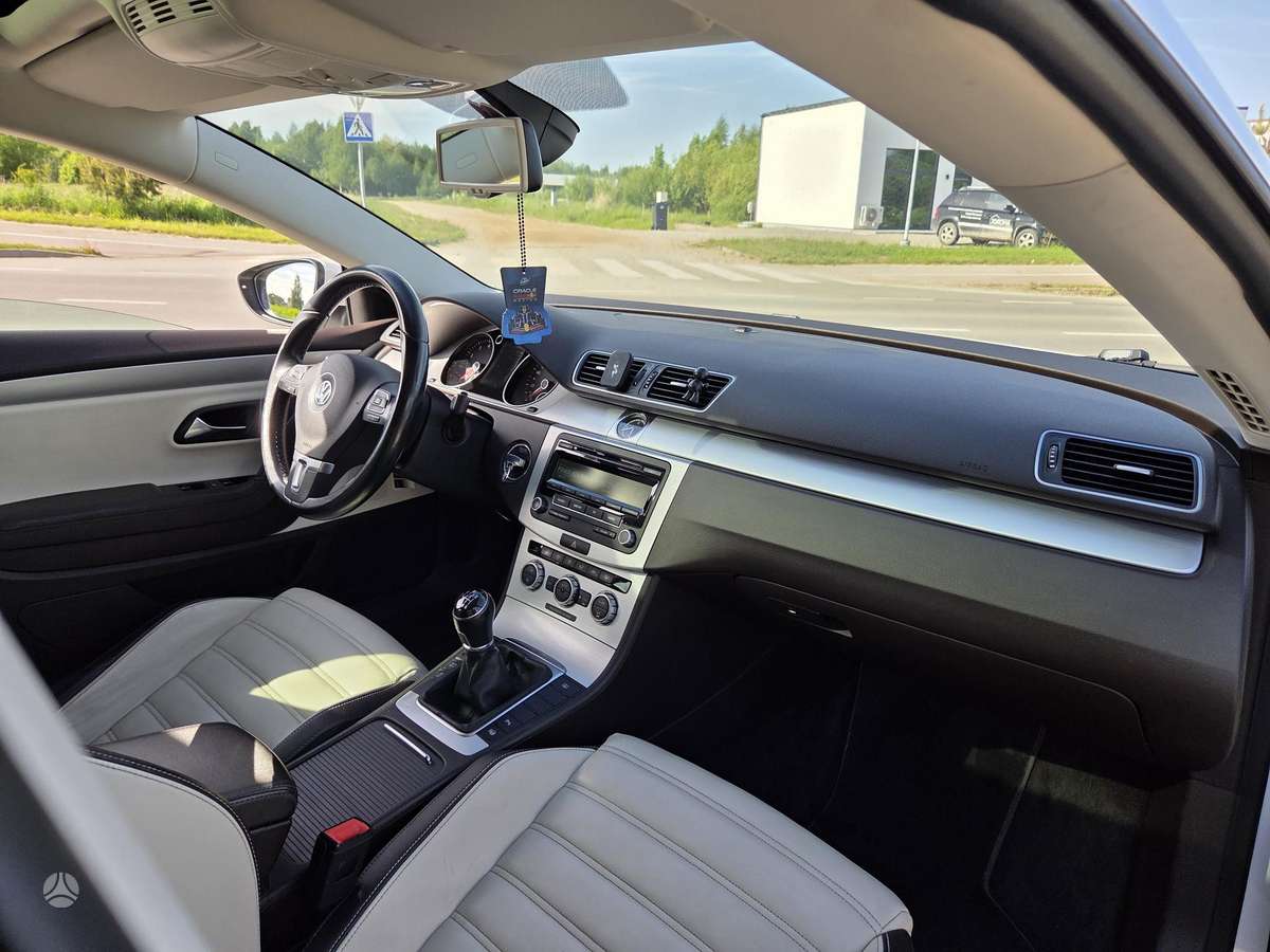 Volkswagen CC - 12