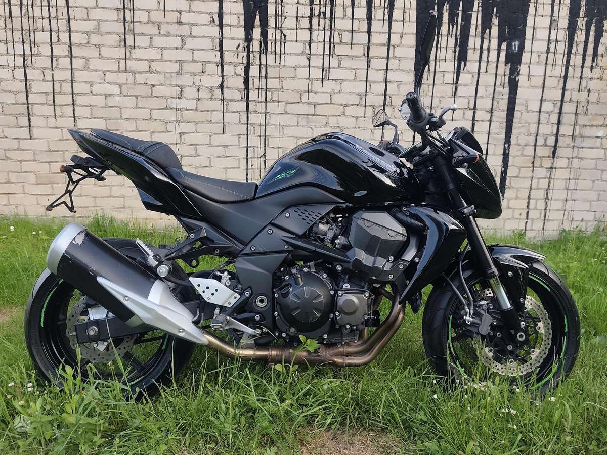 Kawasaki Z 750cc, street / classic